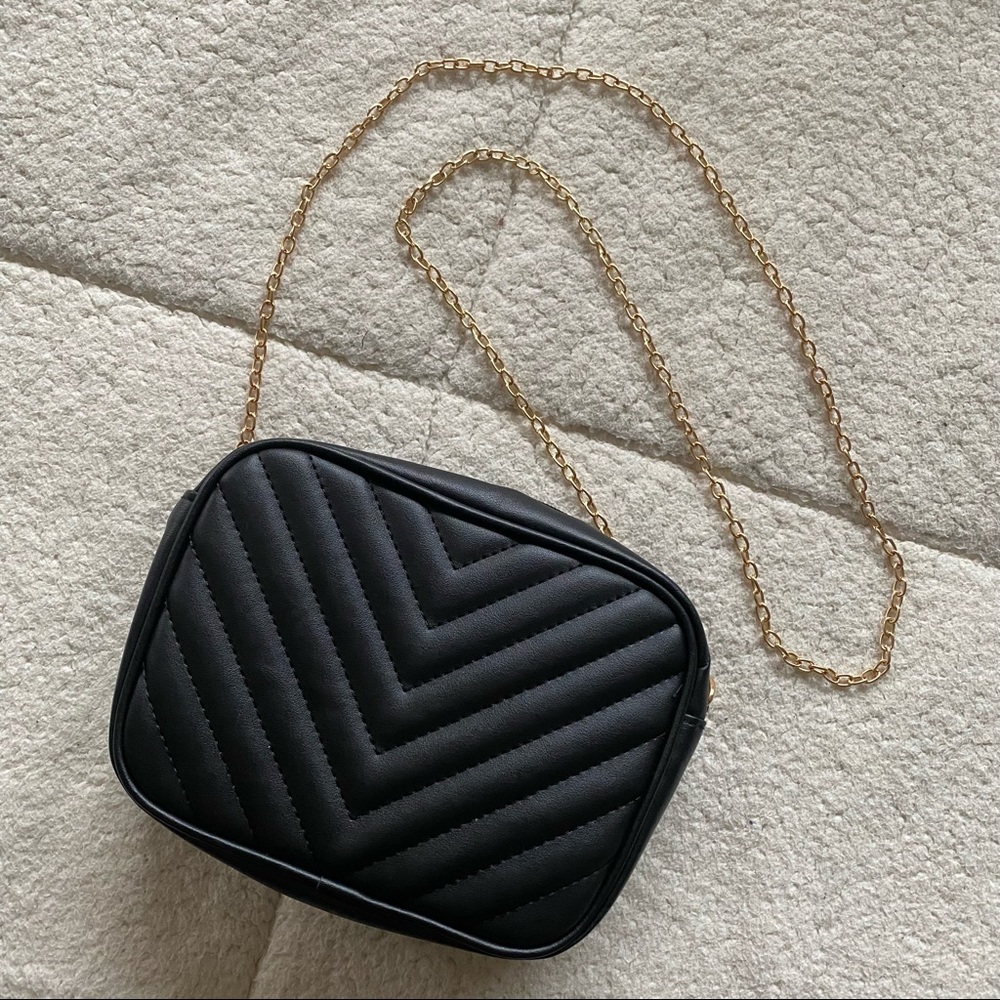 SHEIN Black Chain Small Crossbody Bag